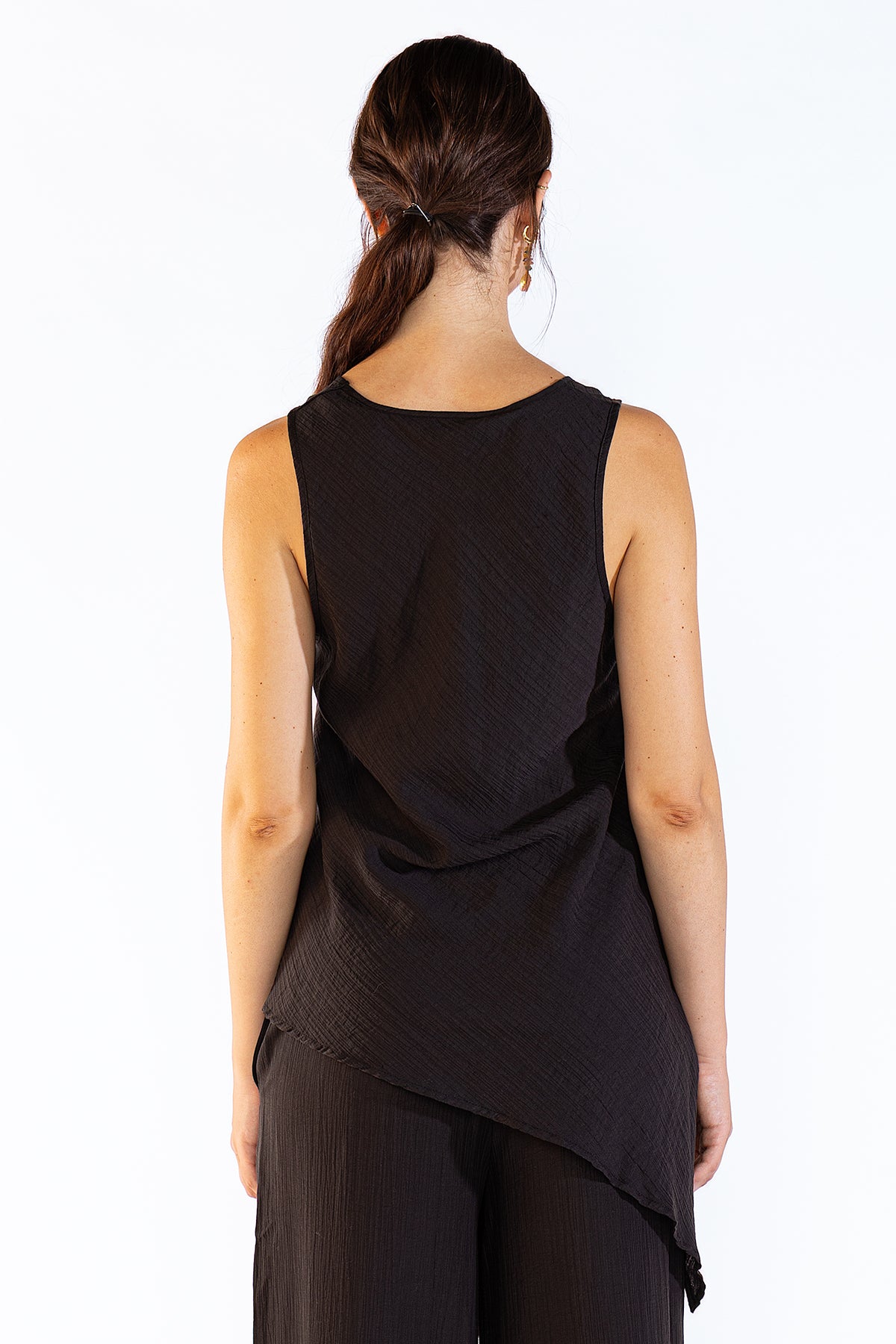 Top Mila Black