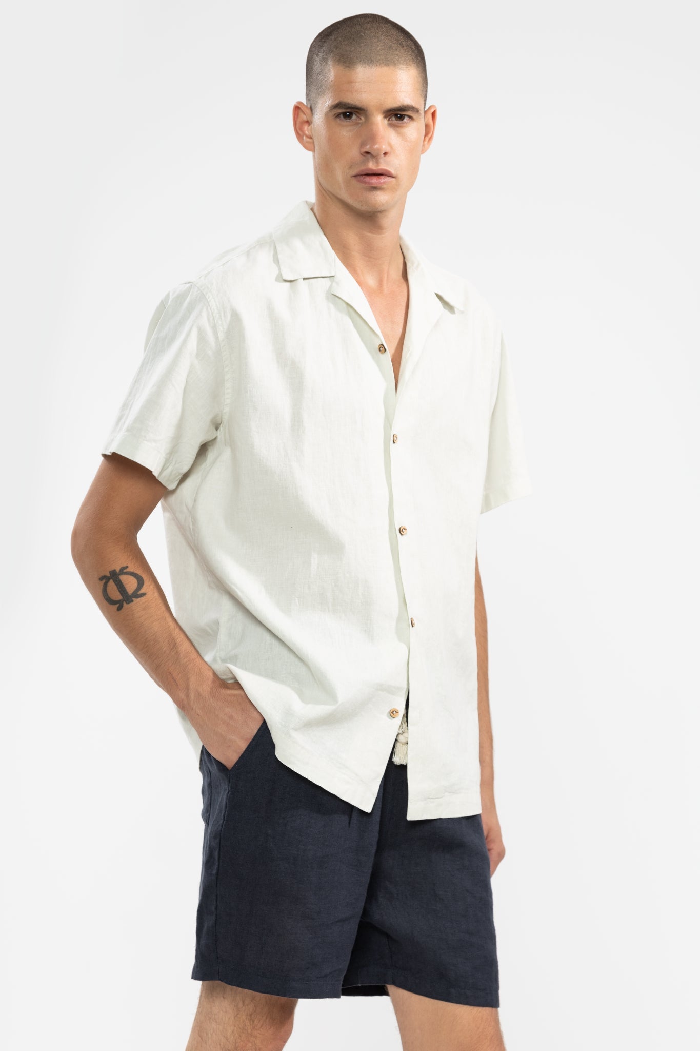 Short De Lino Premium Navy - Polonio Uruguay