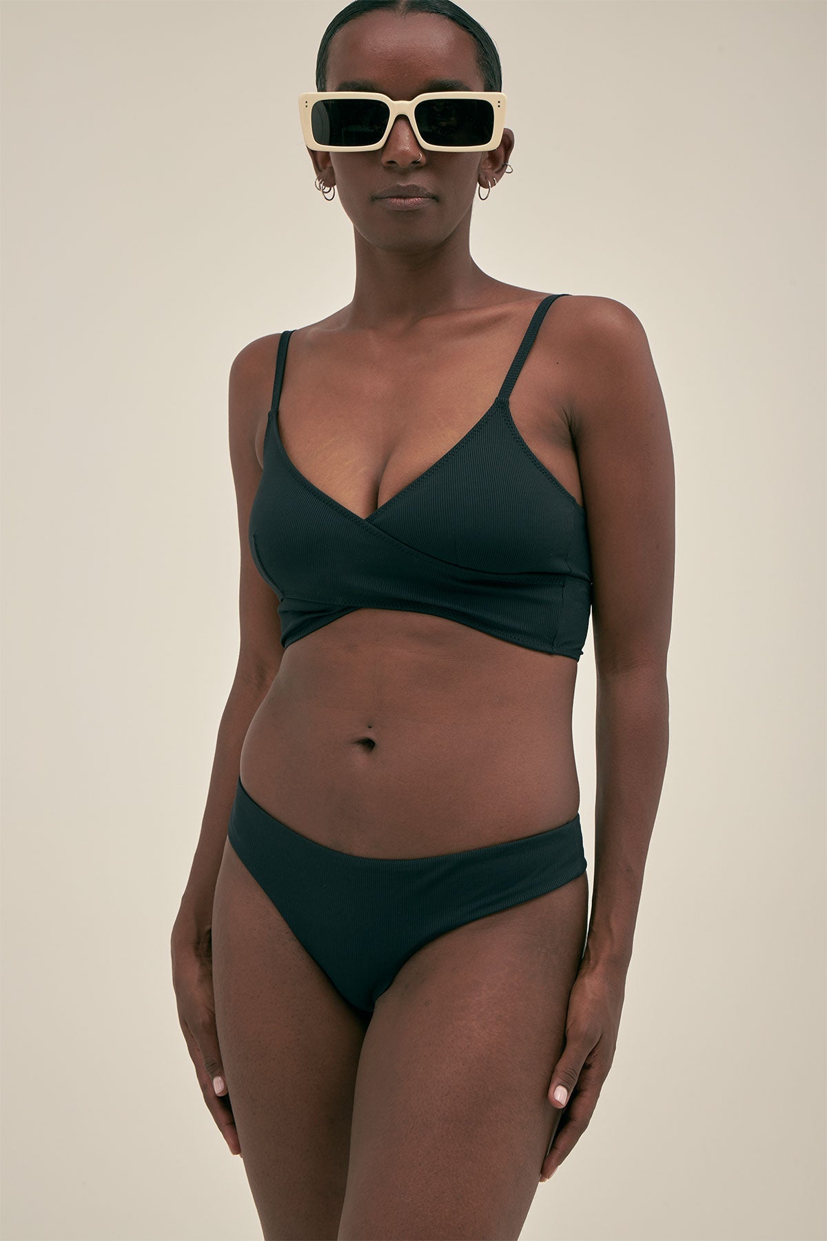 Top Bikini Cruzado Rib Negro - Polonio Uruguay