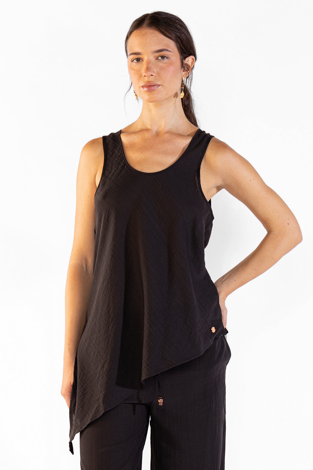Top Mila Black Tops y Camisas Polonio UY
