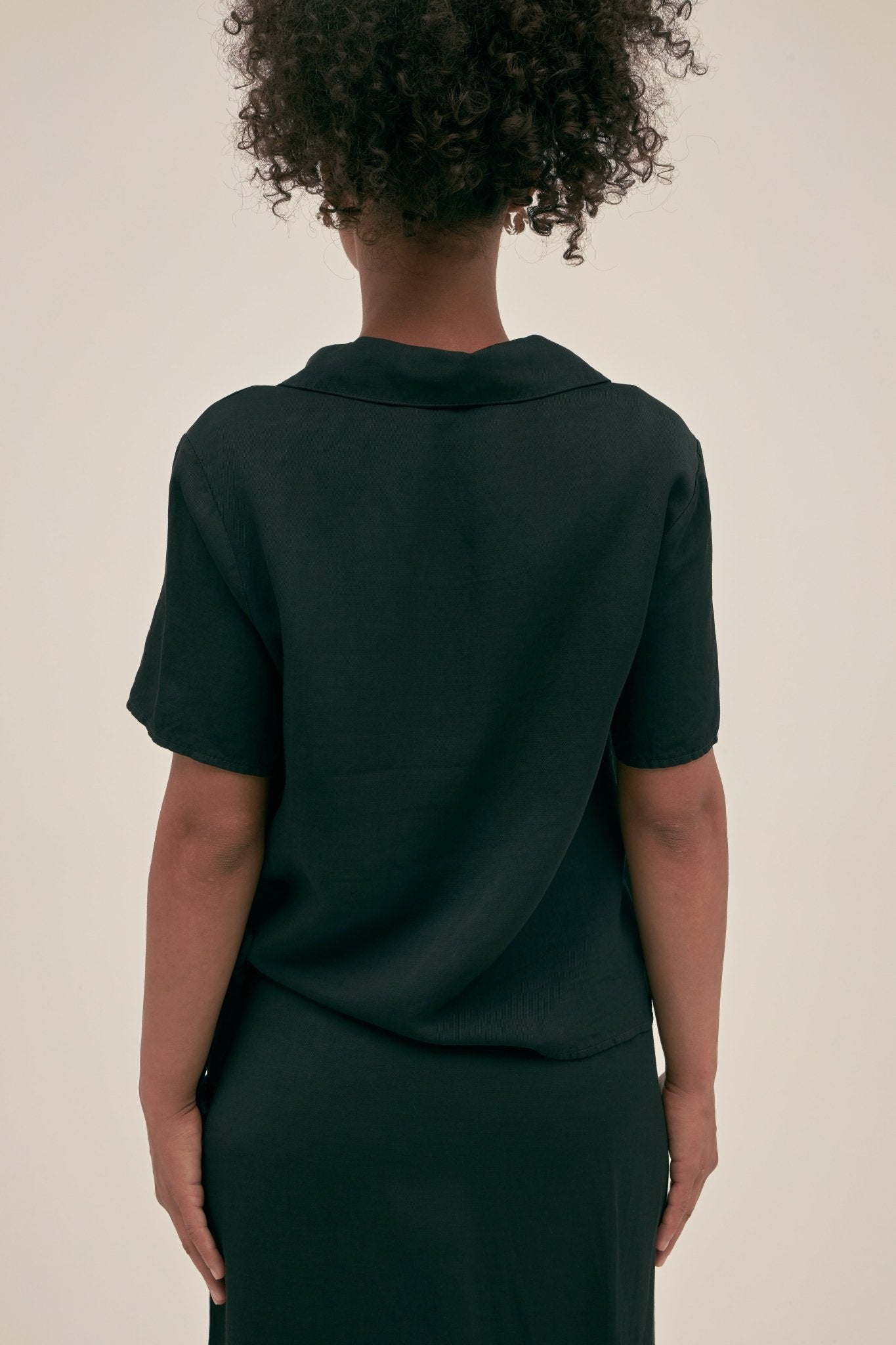 Camisa Manga Corta Negro - Polonio Uruguay