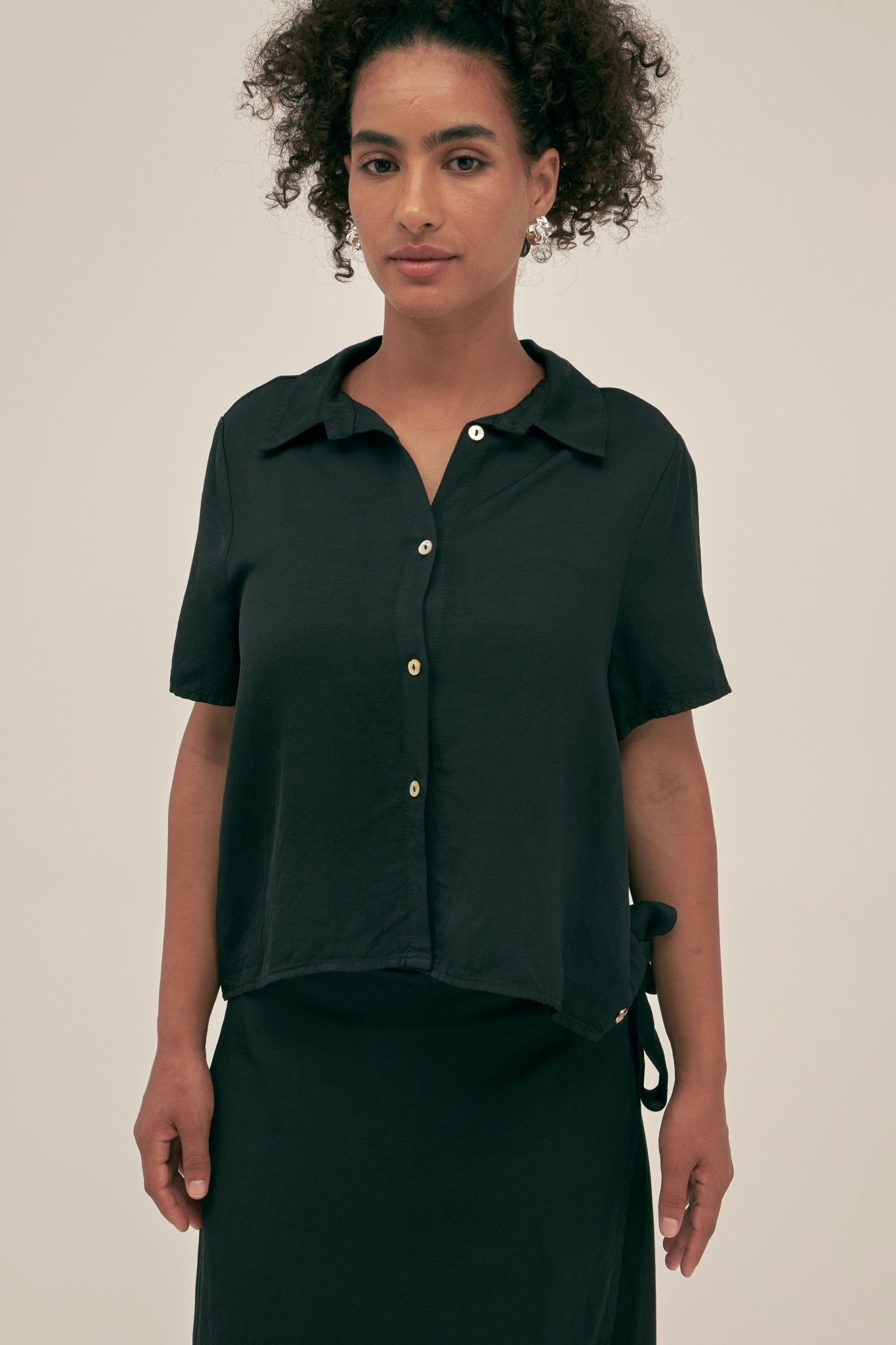 Camisa Manga Corta Negro - Polonio Uruguay