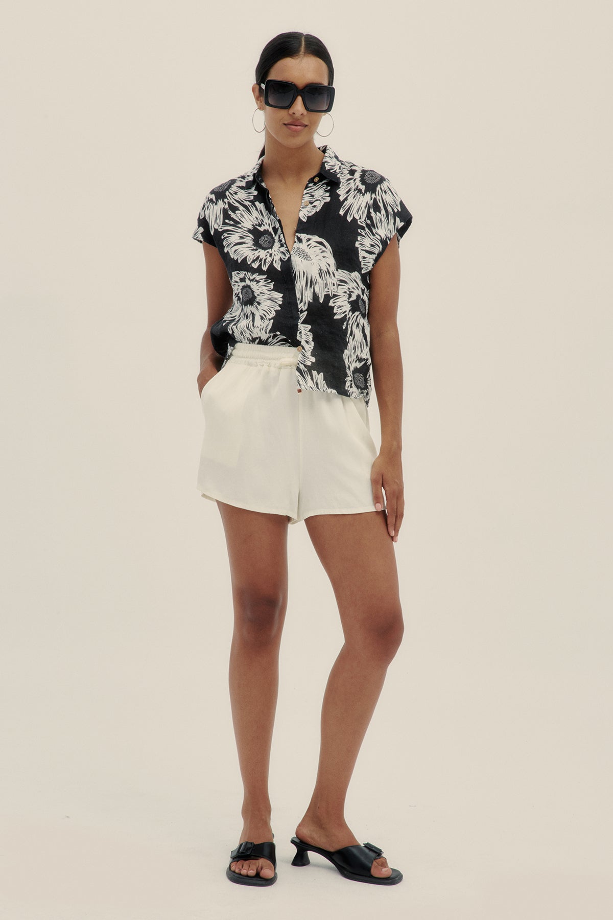 Short Vale Crema - Polonio Uruguay